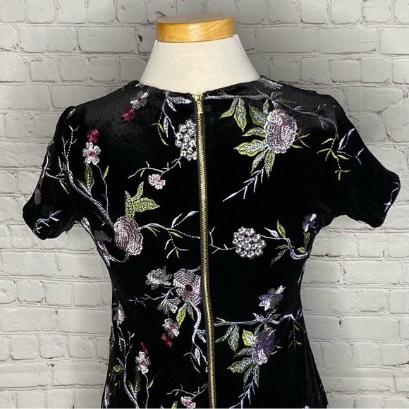 CALVIN KLEIN Floral Velvet Dress - Picture 2 of 10